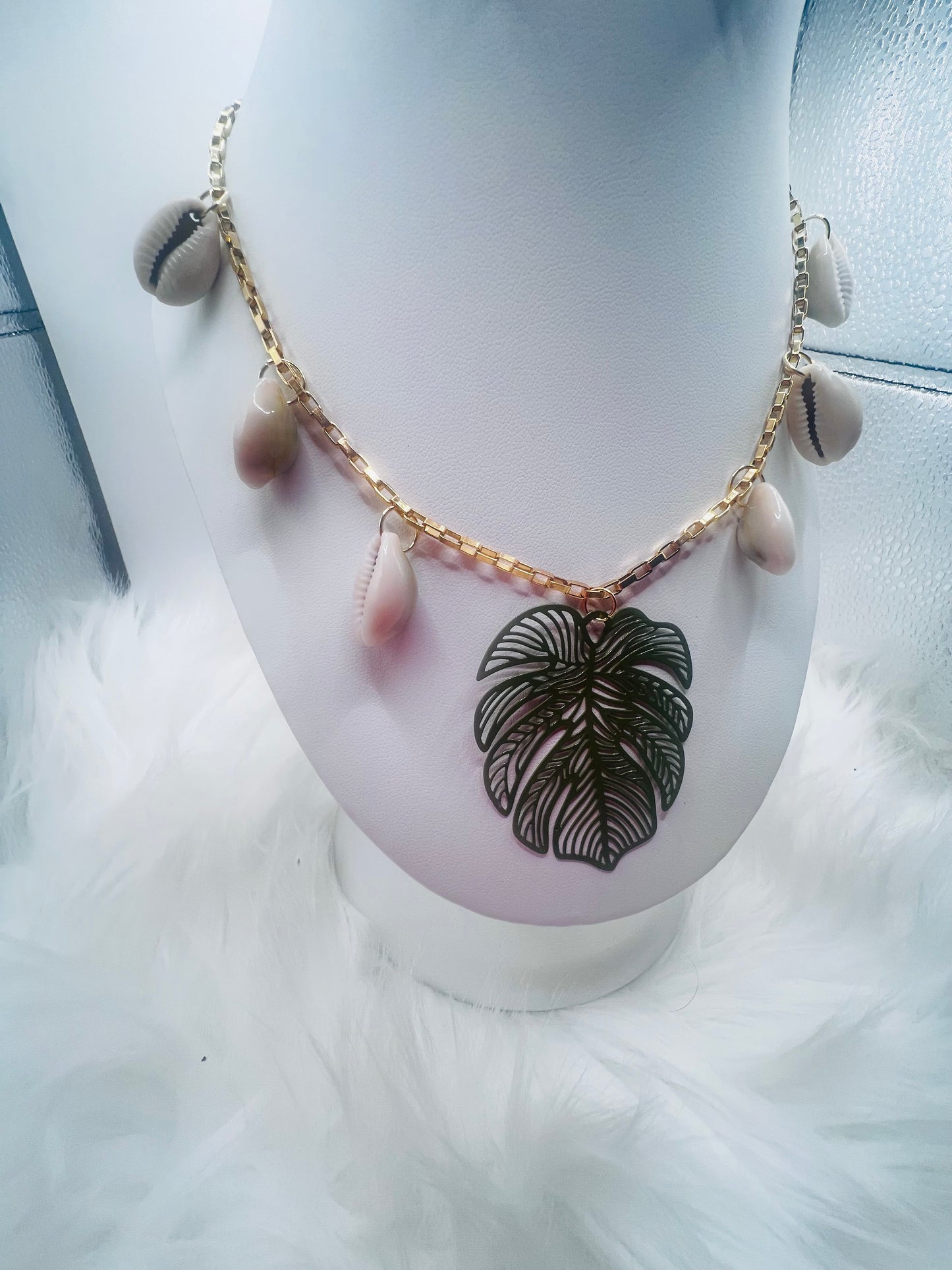 Tropical Vibes Cowrie Shell Necklace