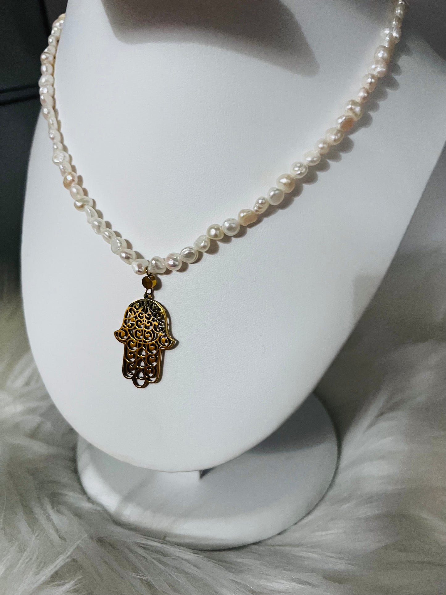 Handmade freshwater pearls Necklace