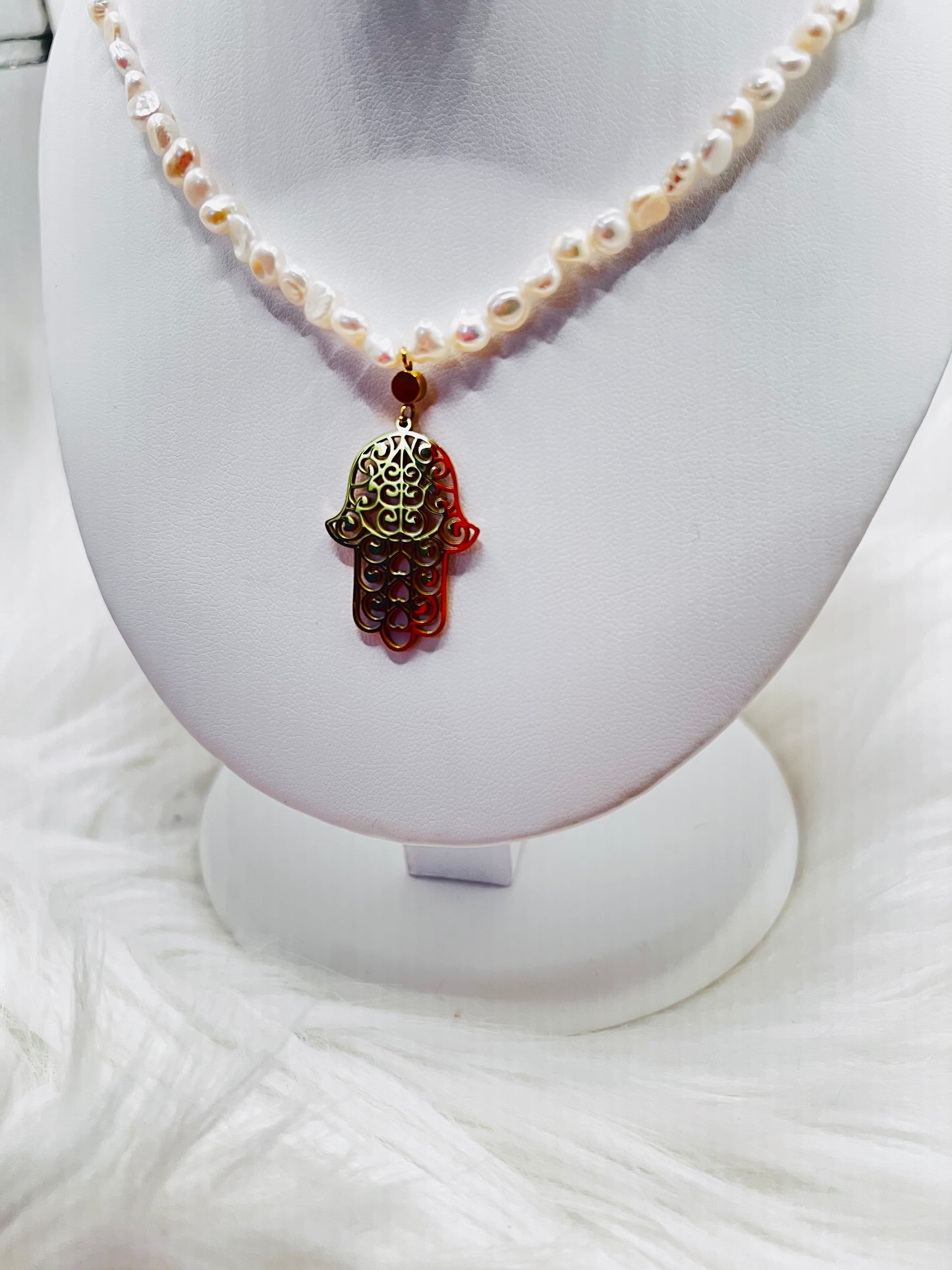 Handmade freshwater pearls Necklace
