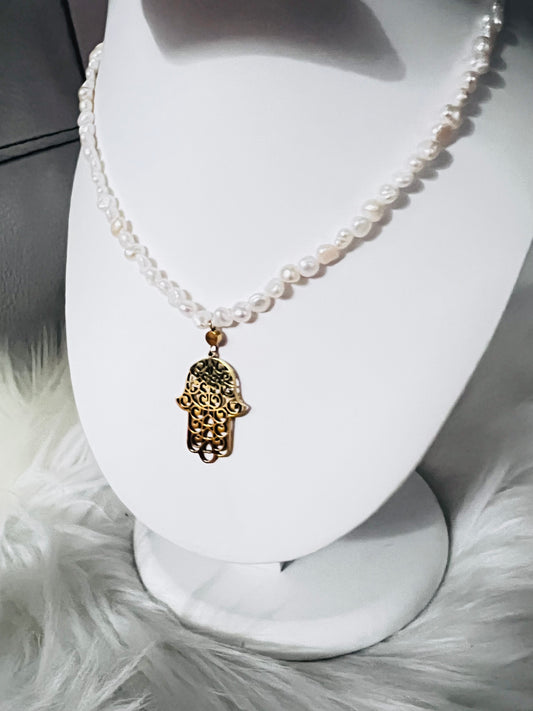 Handmade freshwater pearls Necklace