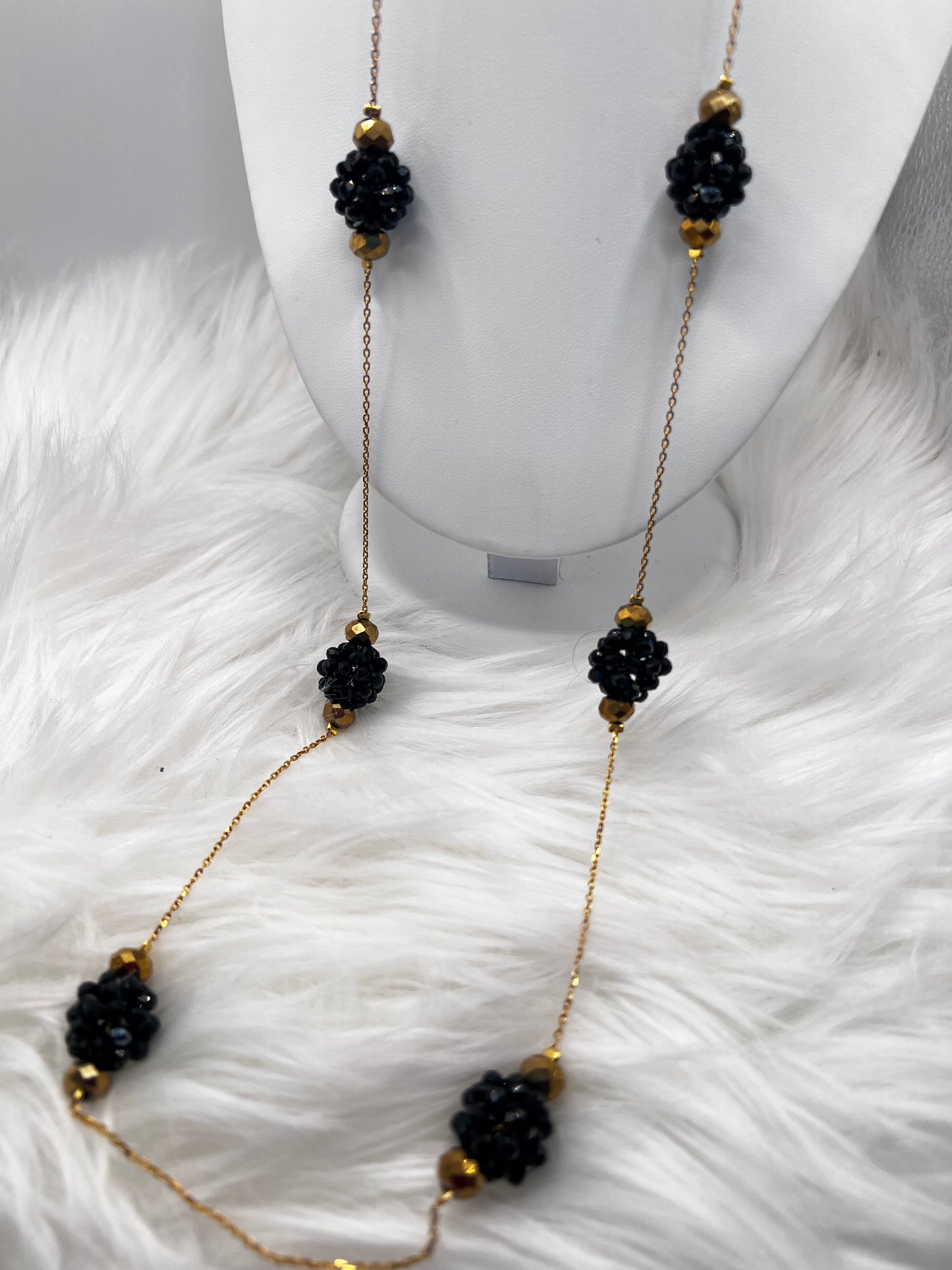 Black Crystal Cluster Y-Necklace – Gold Plated Stainless Steel