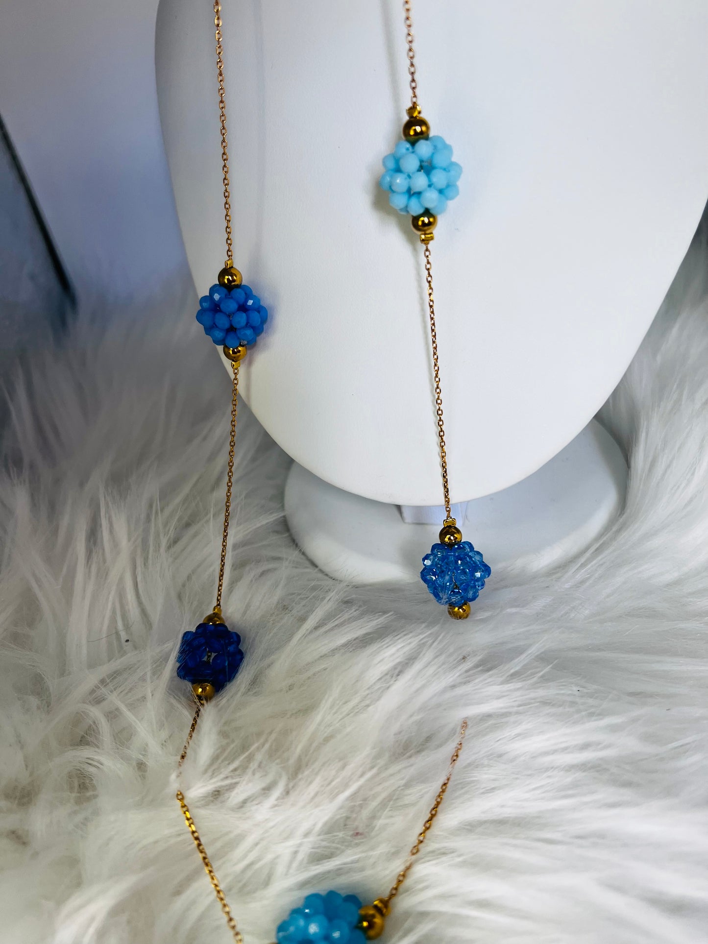 Blue Crystal Cluster Y-Necklace – Gold Plated Stainless Steel